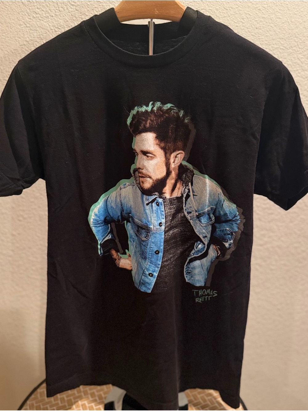 Thomas Rhett “Home Team Tour 2017” official Concert T-Shirt - Size Medium